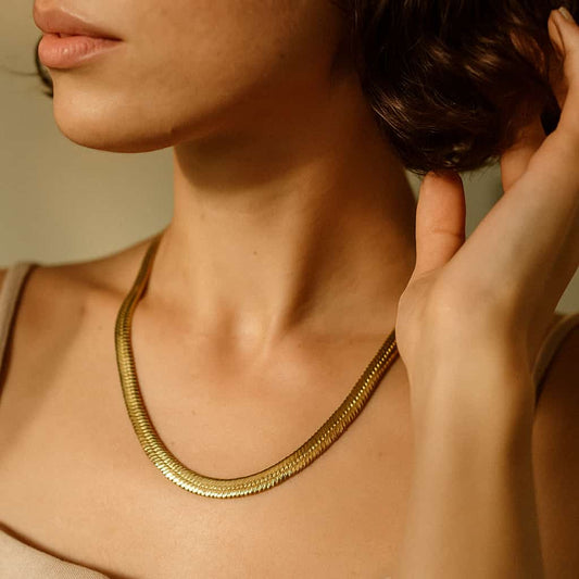 Wide Short Snakeskin Chain